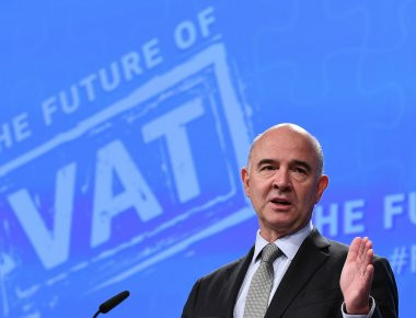 Π. Μοσκοβισί: «Η φοροδιαφυγή και η φοροαποφυγή προκαλούν ζημιές δισεκατομμυρίων ευρώ»